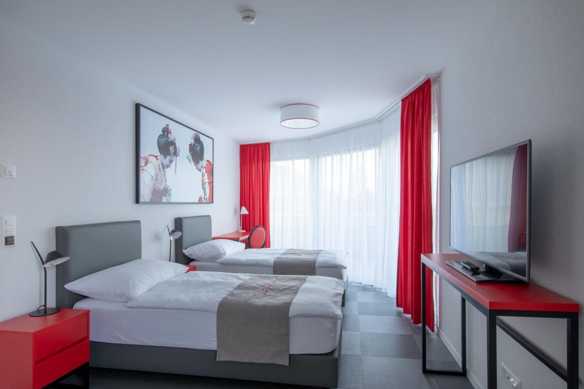 "The Freddie Mercury" Hotel Монтре Екстер'єр фото