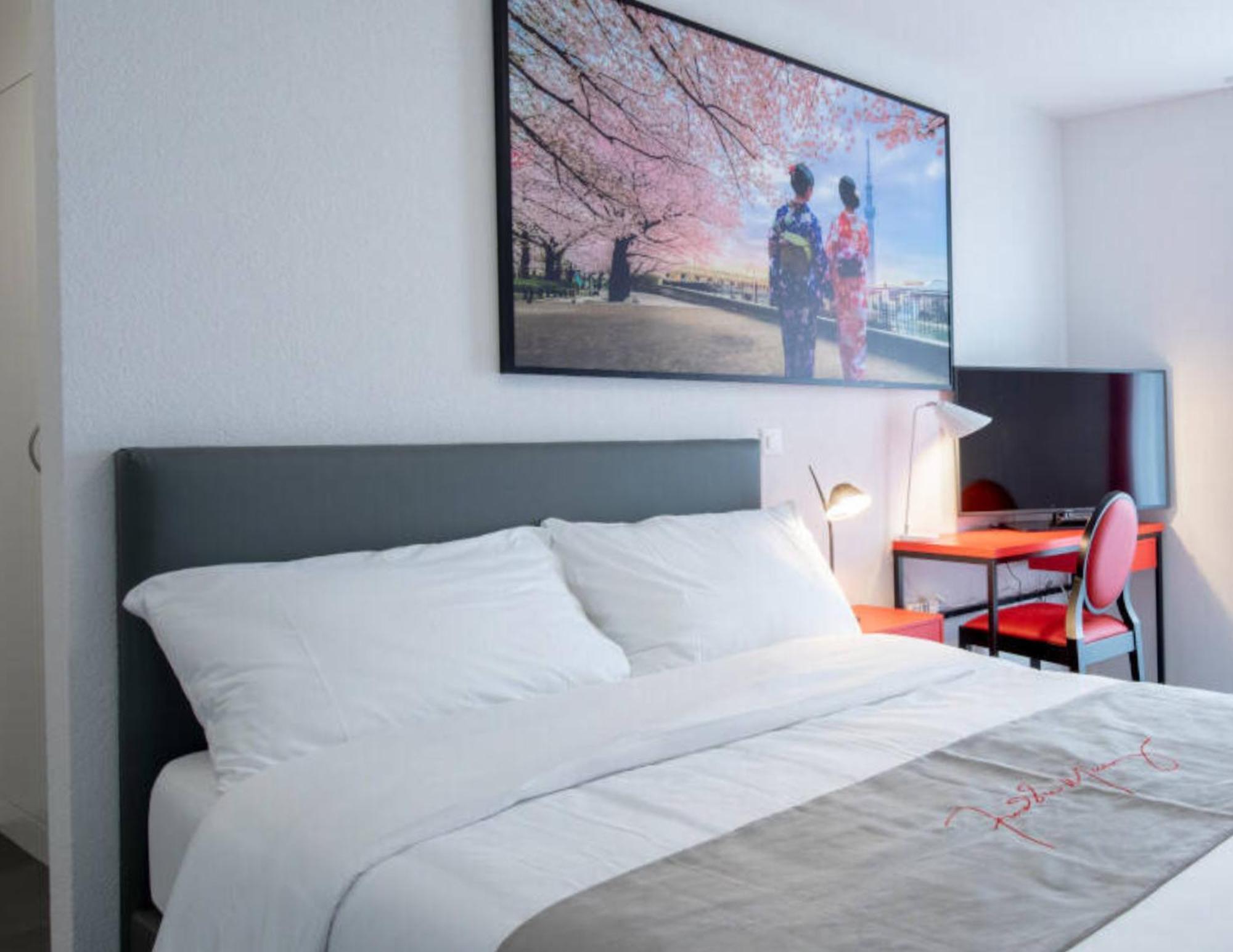 "The Freddie Mercury" Hotel Монтре Екстер'єр фото